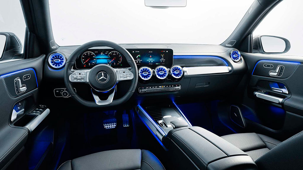 Новый Mercedes-Benz GLB: Почти как «Гелендваген», только меньше...