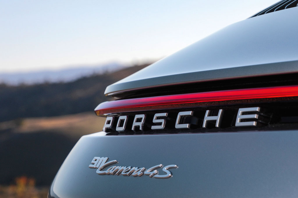 Новый Porsche 911: Возвращаясь к истокам