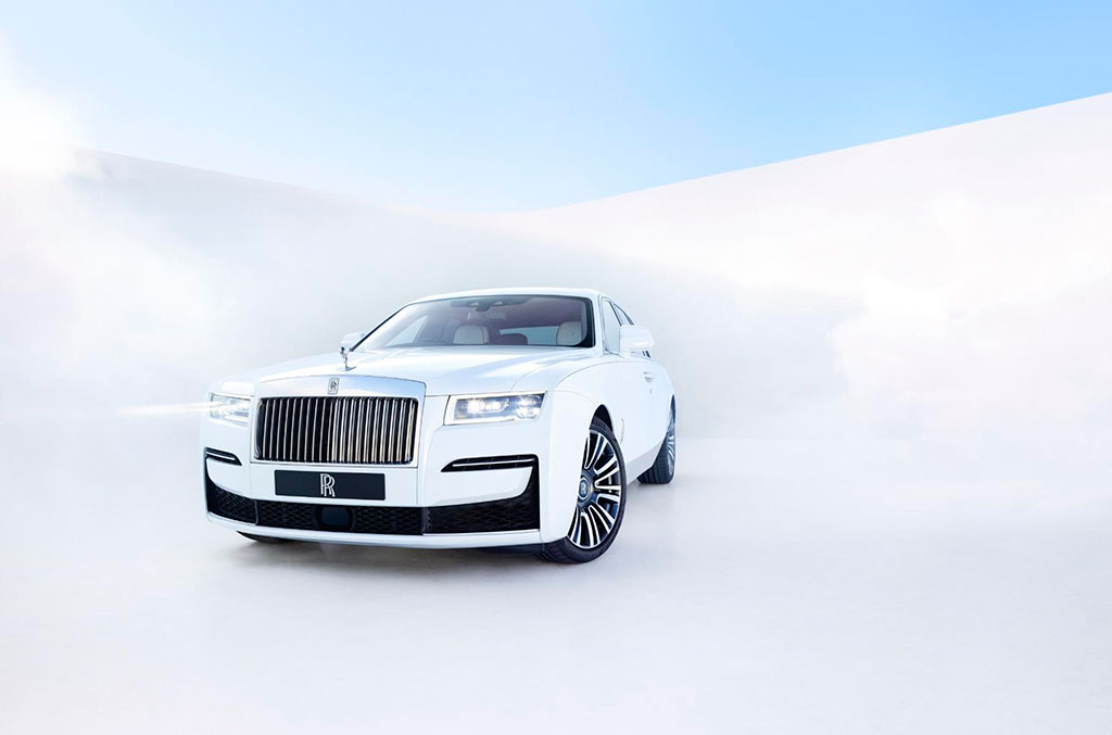 Новый Rolls-Royce Ghost: Крутой виток в эволюции «Призрака»