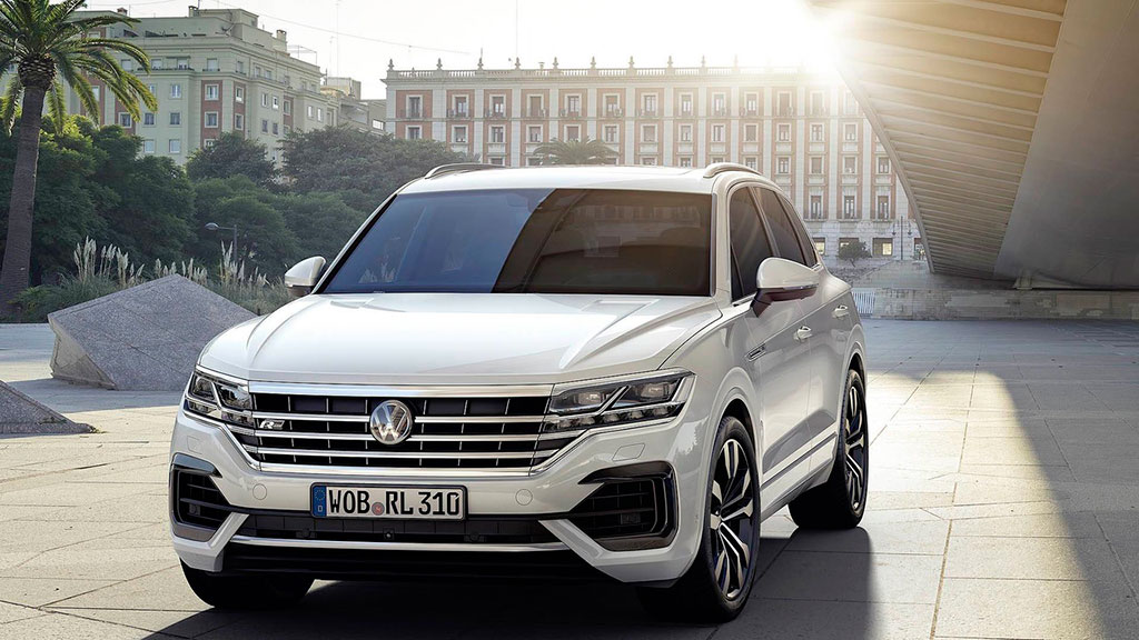 Новый Volkswagen Touareg: Роскошный и … более городской